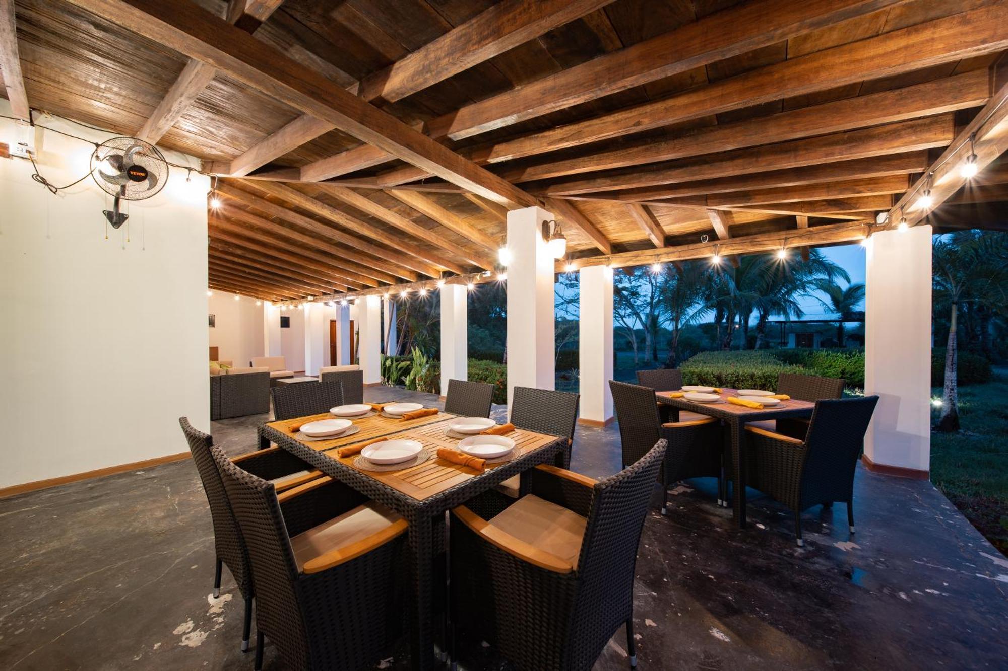 פדאסי Zenquility Inn & Tavern מראה חיצוני תמונה